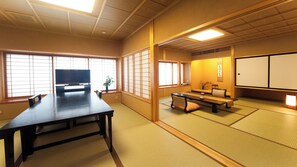 Interior - Tsubaki no Yado Yoshidaya (Murakami)
