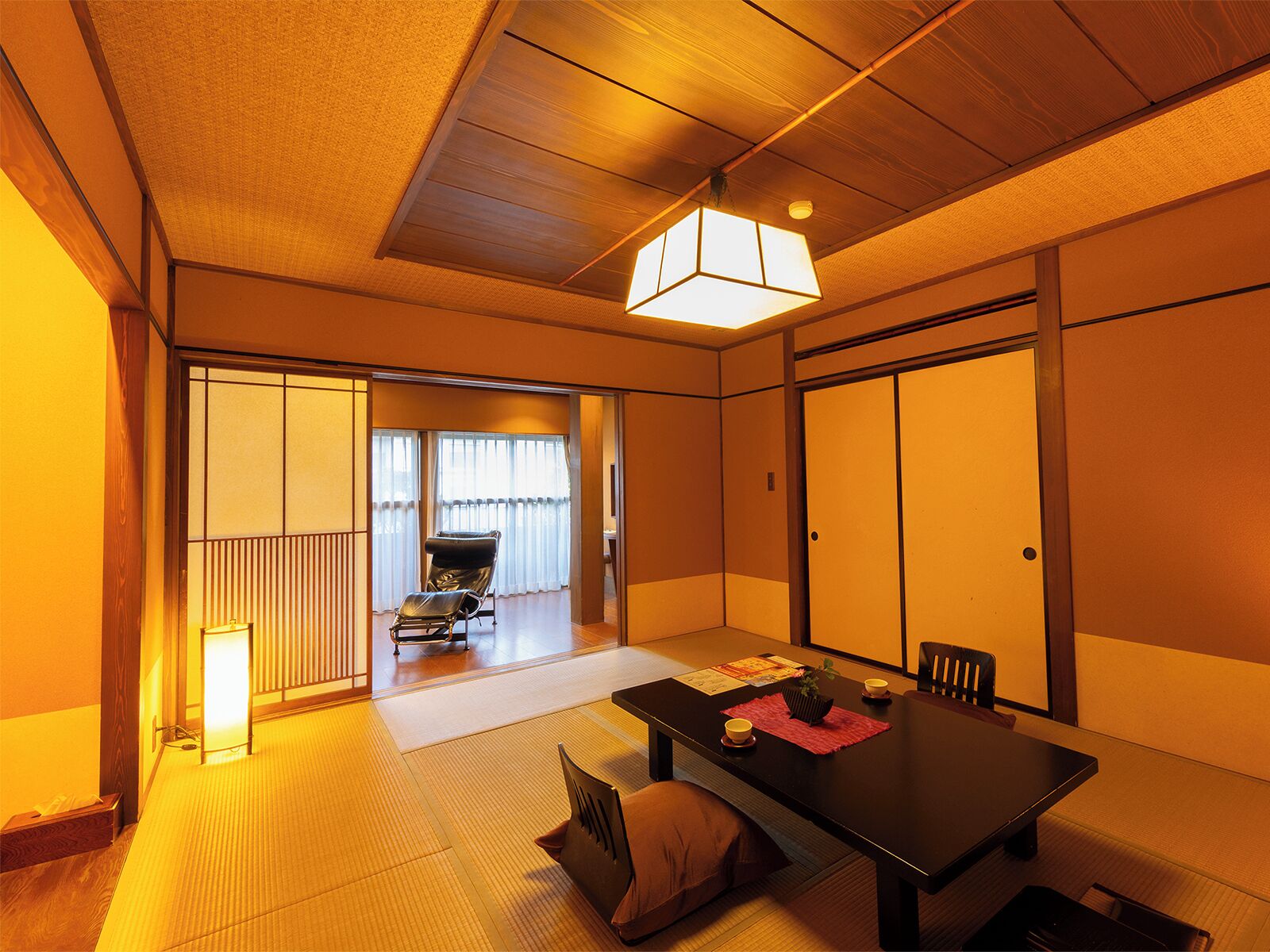 和室 半露天風呂&トイレ付 | セーフティボックス (室内)、WiFi (無料)