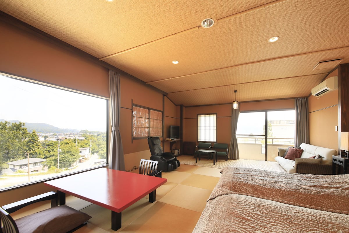 Habitación tradicional, baño privado (Japanese Style, with Low Bed) | Caja de seguridad en la habitación y wifi gratis