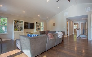 House, 4 Bedrooms | Living area | Smart TV - Happy Hideaway 4 Bedroom Home by RedAwning (Blue Eye)