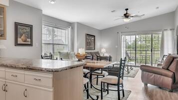 Condo, 2 Bedrooms | Interior