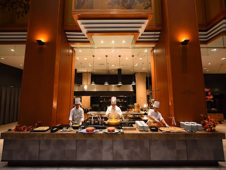 Restaurante. Hotel Zuiho