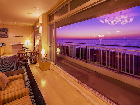 Balcony. Senami View Hotel
