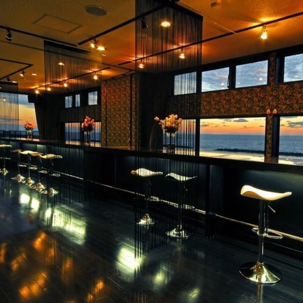 Bar (in der Unterkunft)