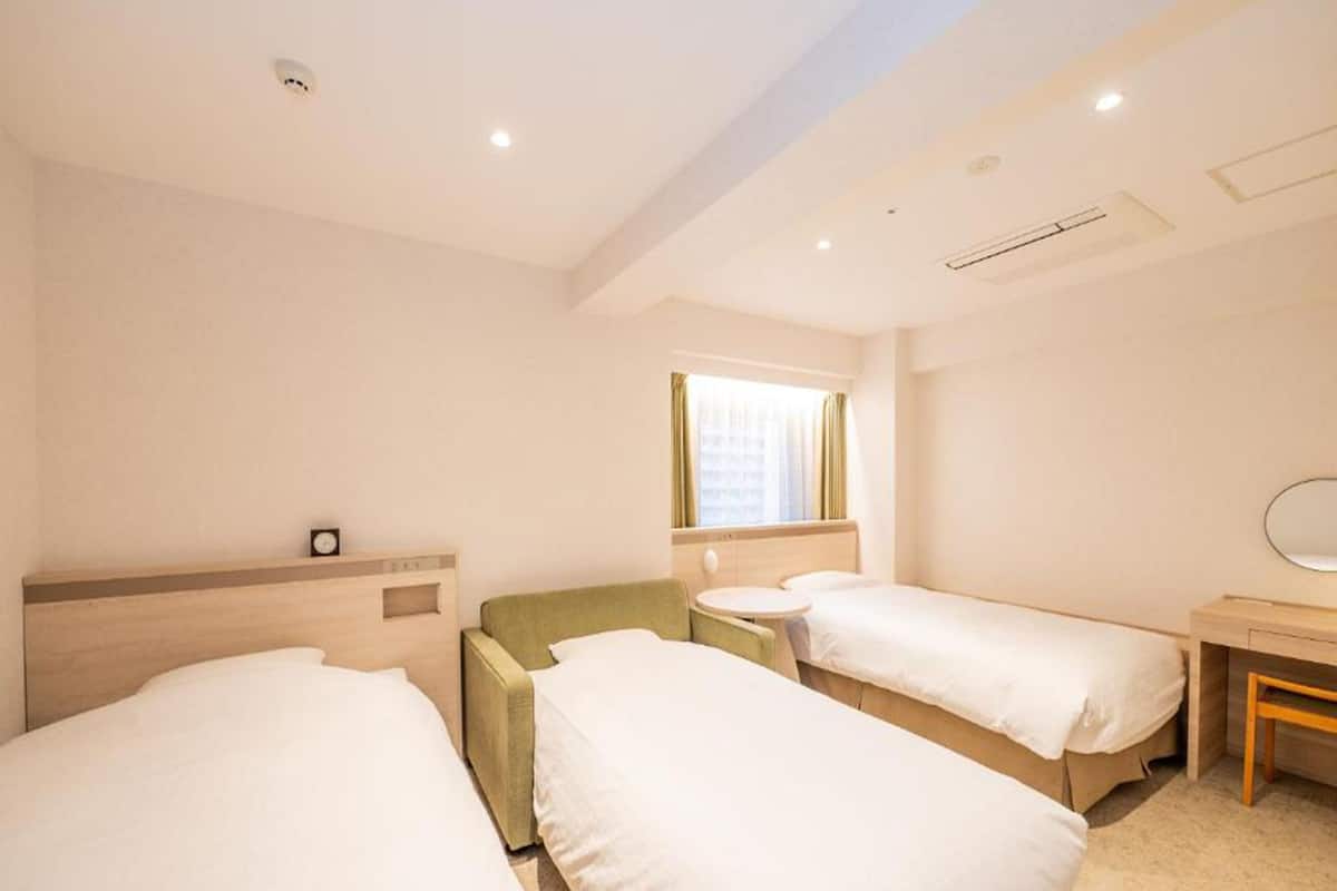 雙床房, 非吸煙房 (Universal Twin, 3guests, Main buiding) | 遮光窗簾/窗簾、免費 Wi-Fi、床單