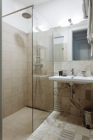 Douche de la salle de bain