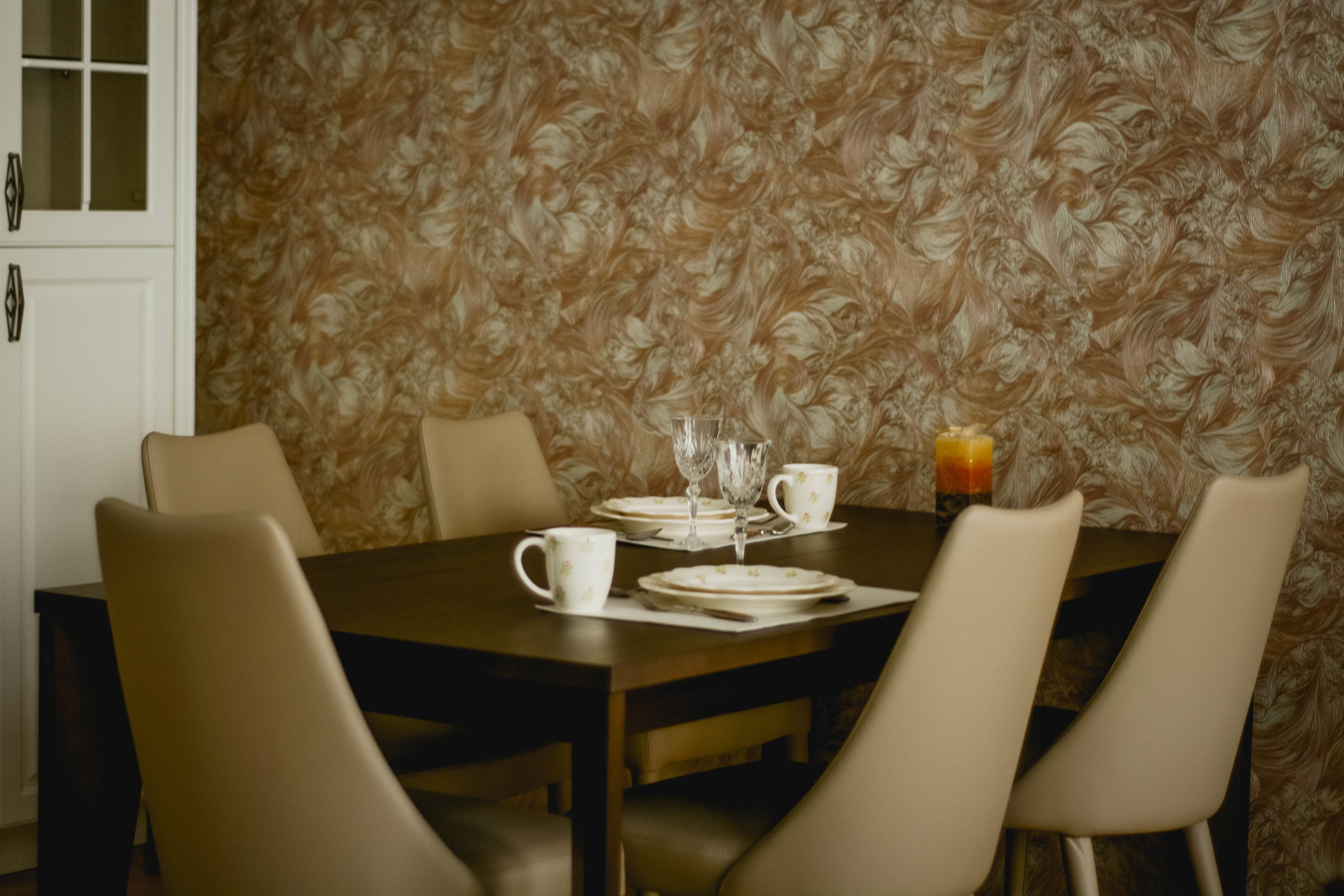 deluxe apartment, balcony | in-room dining