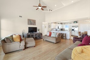 House, 5 Bedrooms | Living area | Smart TV - Out Of The Blue 5 Bedroom Home by RedAwning (Port Bolivar)