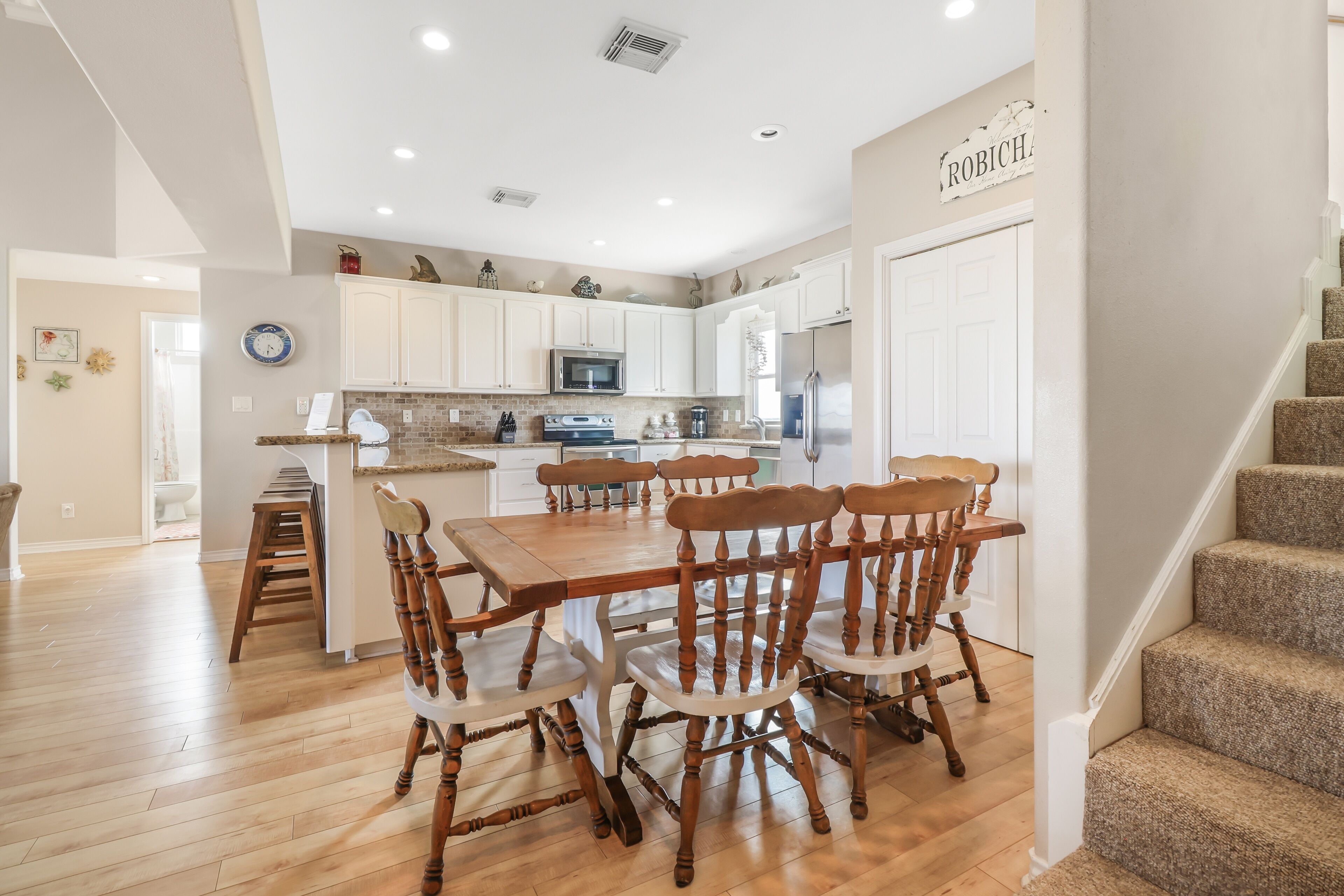 House, 5 Bedrooms | Dining