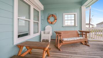 House, 5 Bedrooms | Terrace/patio