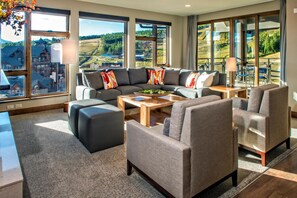 36-inch LED TV with cable channels, TV, DVD player - The Grand Colorado on Peak 8 (Breckenridge)