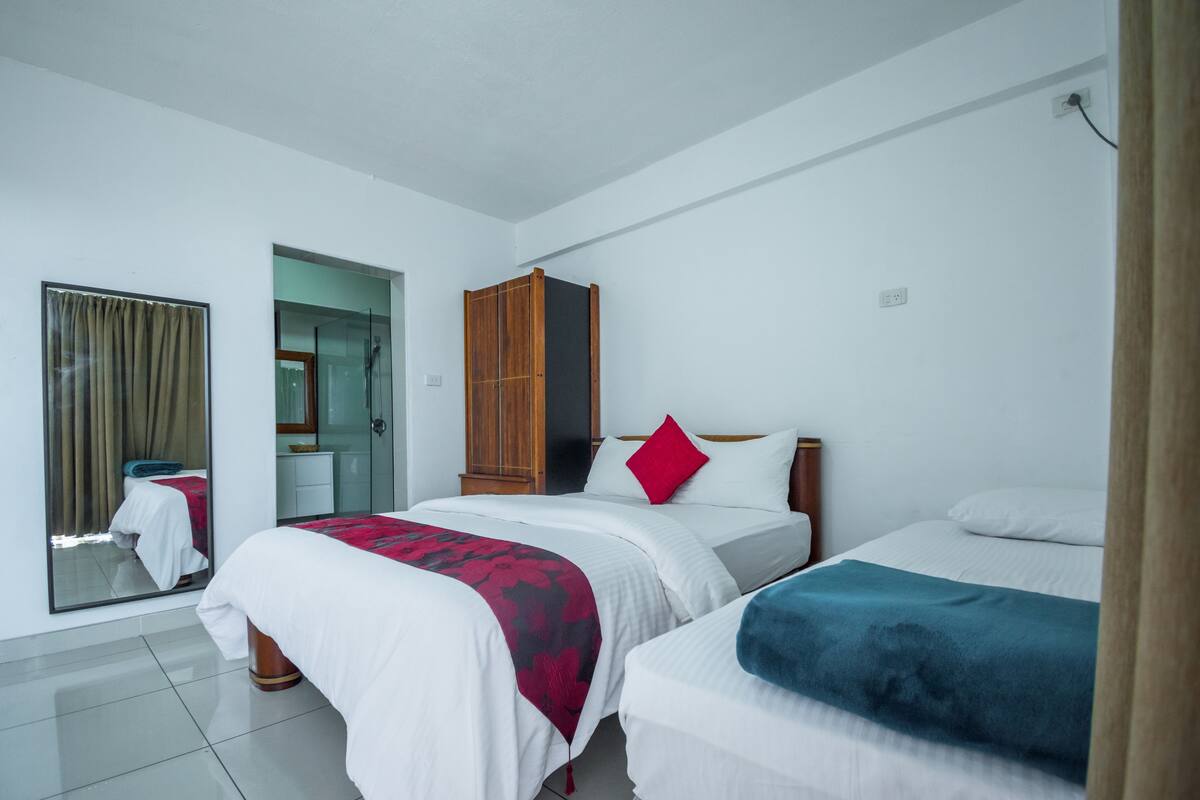Chambres insonorisées, draps fournis