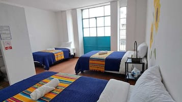 Chambre Triple Confort, vue ville
