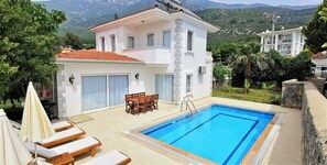 Front of property - Villa Palm (Fethiye)
