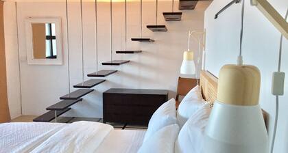 Studio 1 Bali Style by the Ocean-Dog Friendly at Sapphire Beach.