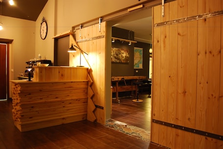 Recepción. Tehúsið Hostel