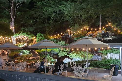 Outdoor banquet area