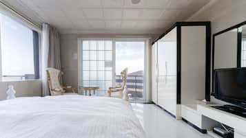 Standard Double Room | Laptop workspace, iron/ironing board, free WiFi, bed sheets