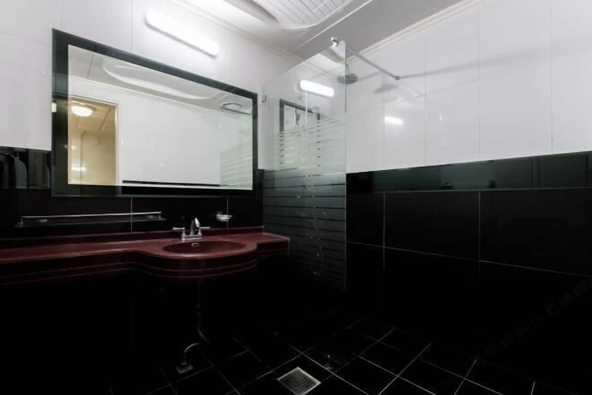 Bagno | Asciugacapelli, pantofole, asciugamani