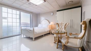 ์คํ ๋ค๋ ๋๋ธ (์กฐ์ํฌํจ ์ ํ ์ - ํฉํ, ์ฌ๊ณจํด์ฅ๊ตญ ๋ฉ๋ด ์ค ์ ํ ๊ฐ๋ฅ, ์ฌ์ฐ๋ 2๋งค ์ ๊ณต) | ๋
ธํธ๋ถ ์์
๊ณต๊ฐ, ๋ค๋ฆฌ๋ฏธ/๋ค๋ฆฌ๋ฏธํ, ๋ฌด๋ฃ WiFi, ์นจ๋ ์ํธ