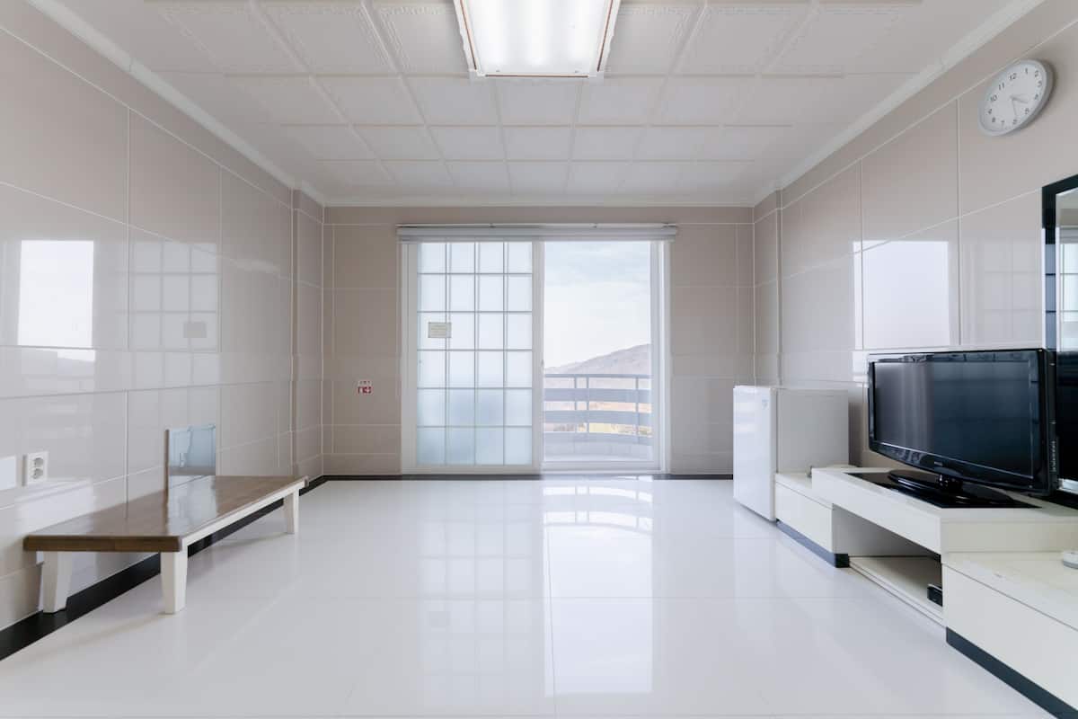 standard room (korean style_ondol) | laptop workspace, iron/ironing board, free wifi, bed sheets