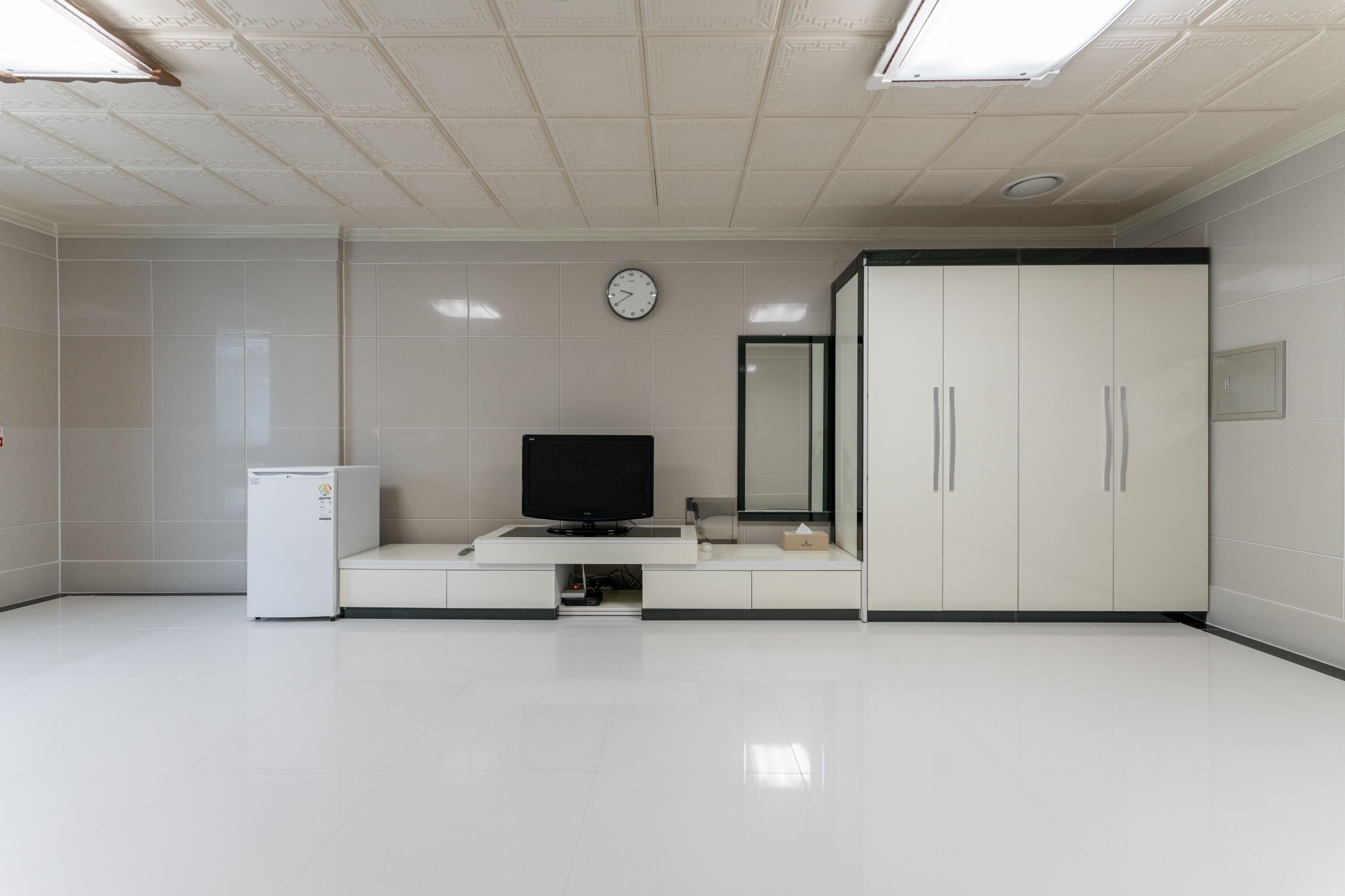 family room (korean style_ondol) | laptop workspace, iron/ironing board, free wifi, bed sheets