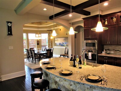 Spacious 4,000 Sq Ft - Modern Lakefront Resort Home on Golf Course