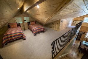 2 habitaciones, tabla de planchar con plancha, cuna de viaje y wifi 