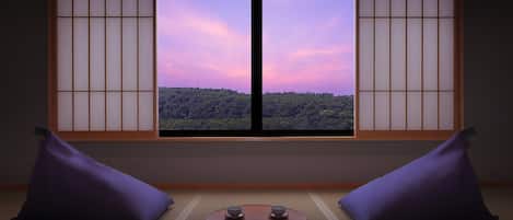 Standard Room, Non Smoking | Pemandangan dari bilik