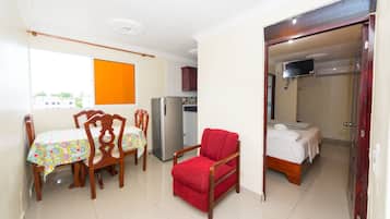 1 chambre, coffres-forts dans les chambres, bureau