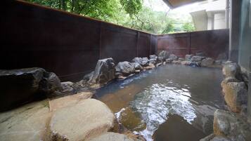 溫泉