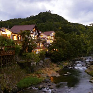 Exterior - Shirakabeso (Izu)