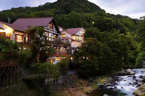 Exterior - Shirakabeso (Izu)