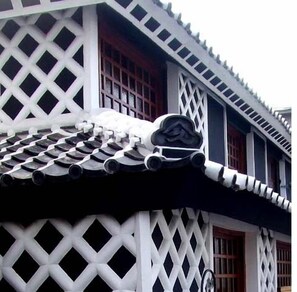 Exterior detail - Nonohanatei Komurasaki (Shimoda)