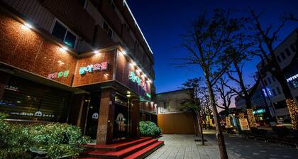 Kang Neung Dong-a Hotel