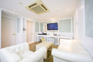 高级双人房 | 客房服务设施