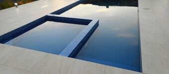 Nadi Airport Apartments