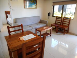 42-inch flat-screen TV with digital channels, TV - Nadi Airport Apartments (Nadi)