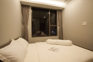 Apartment, 2 Bedrooms | 1 bedroom, desk, blackout curtains, free WiFi