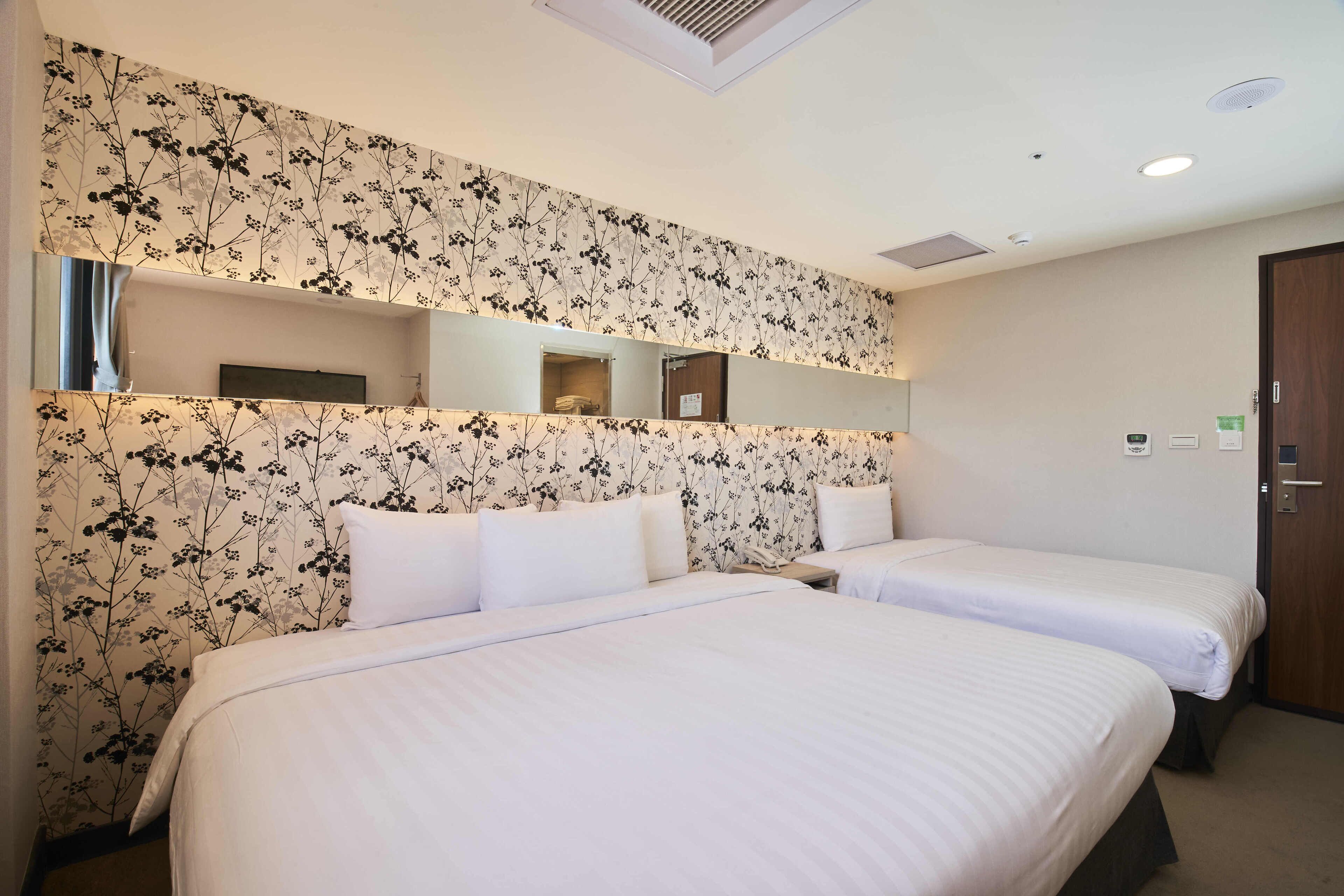 standard triple room | desk, blackout curtains, cots/infant beds, rollaway beds