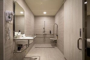 Comfort Double Room, 1 King Bed, Accessible | Bathroom | Hair dryer, slippers, towels, soap - SC Hotel (Taipei)