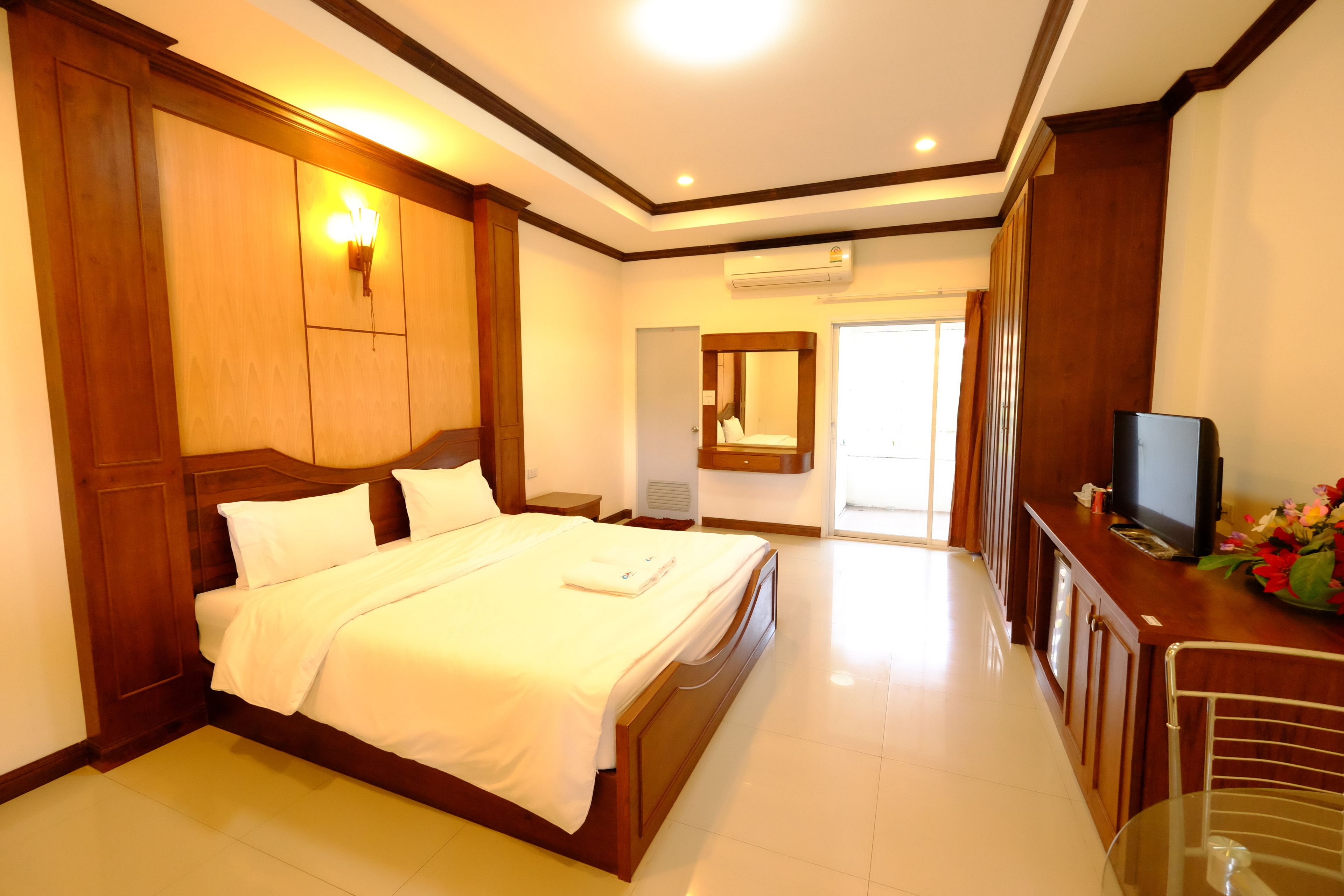 Phòng đôi Tiêu chuẩn | Minibar, bàn, truy cập Internet không dây miễn phí, bộ trải giường 