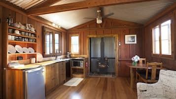Fireplace, books, stereo