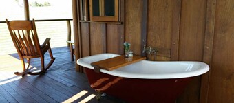 Maleny Clover Cottages (Cottage Two)