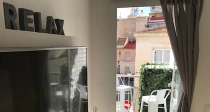 Central apartment, all renovated, with sunny balcony and free bicycles