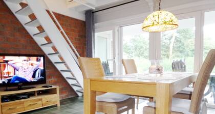 4 pers - Modern holiday home Cosima with fenced garden, close the Lauwersmeer