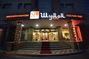 Front of property - Hotel Shumon (Dushanbe)