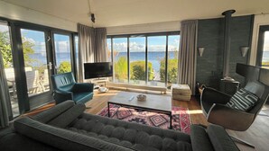 TV - 6 pers Lauwersmeer waterfront, Full equipped and modern house with sauna (Anjum)