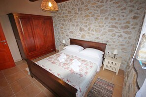 3 bedrooms, Internet, bed sheets