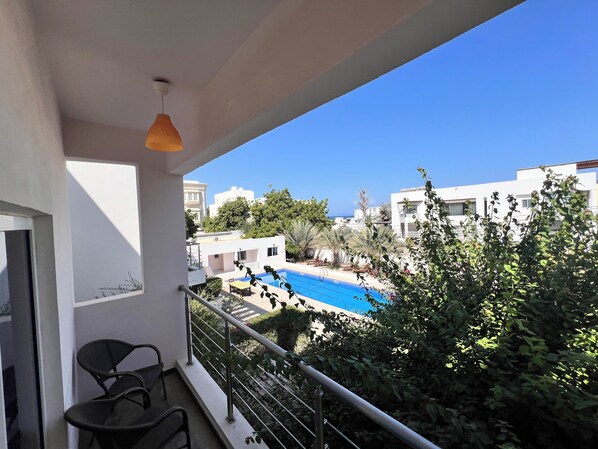 Superior Room, Pool View